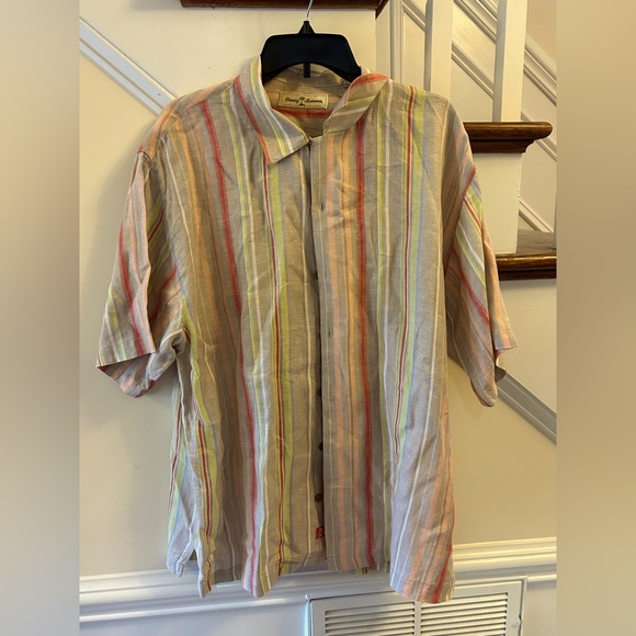 Tommy Bahama %100 Linen - Picture 1 of 3